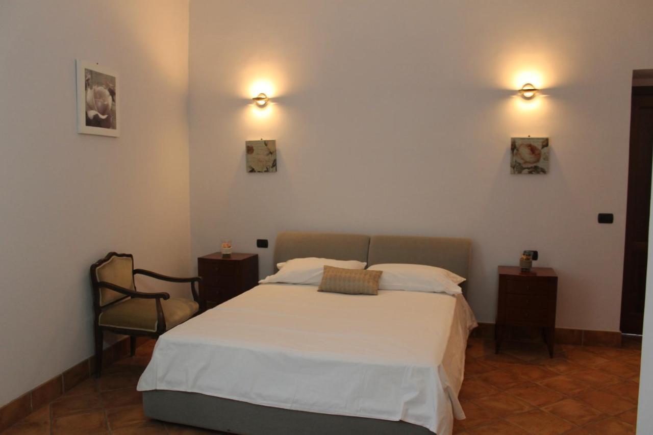 Castello Di Casapozzano Bed & Breakfast อาแวร์ซา ห้อง รูปภาพ