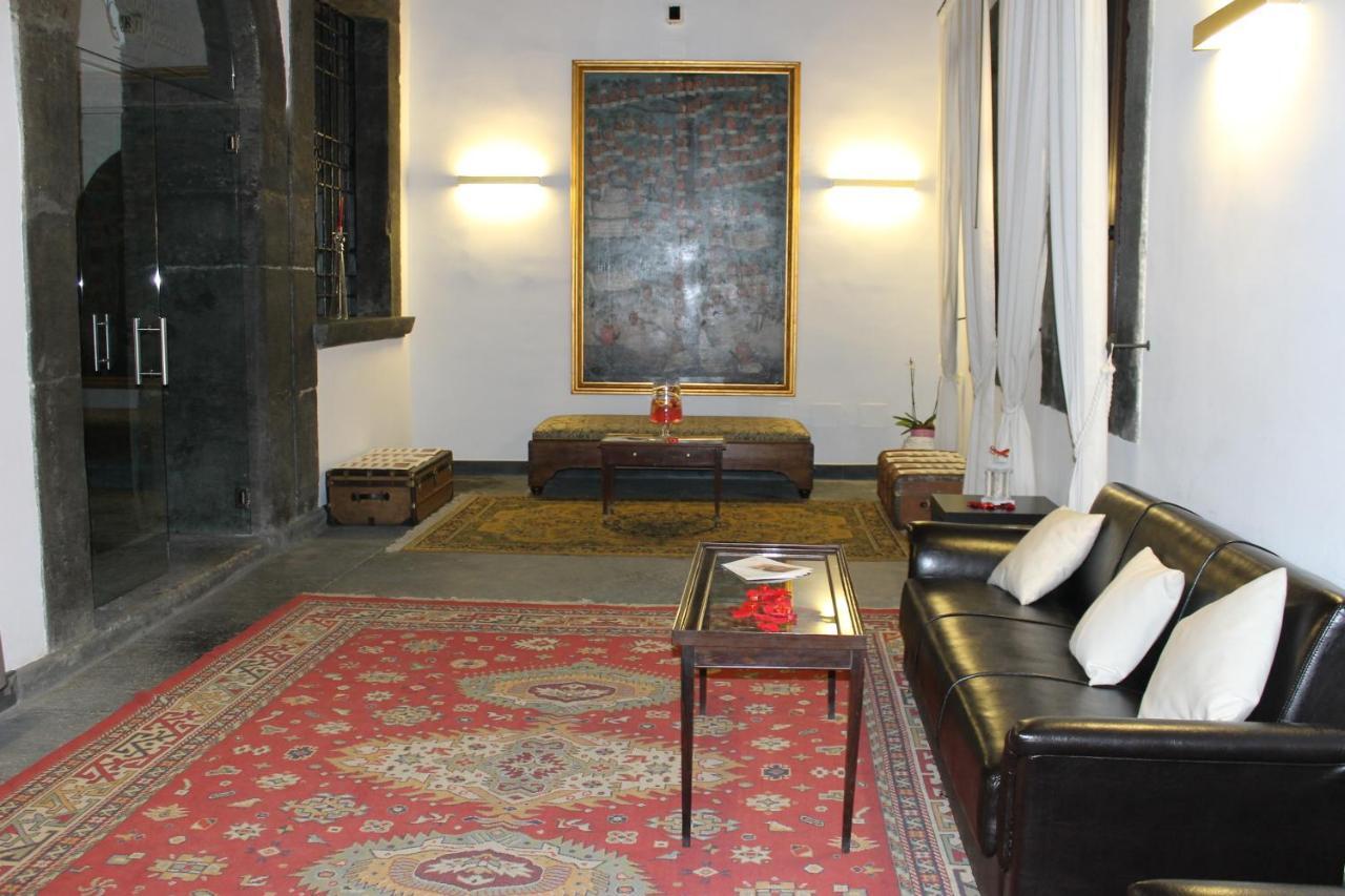 Castello Di Casapozzano Bed & Breakfast อาแวร์ซา ภายนอก รูปภาพ