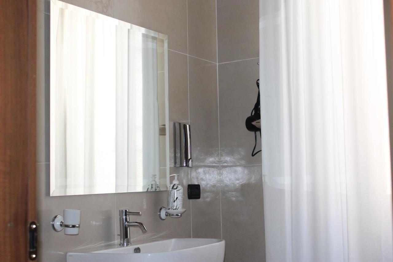Castello Di Casapozzano Bed & Breakfast อาแวร์ซา ห้อง รูปภาพ
