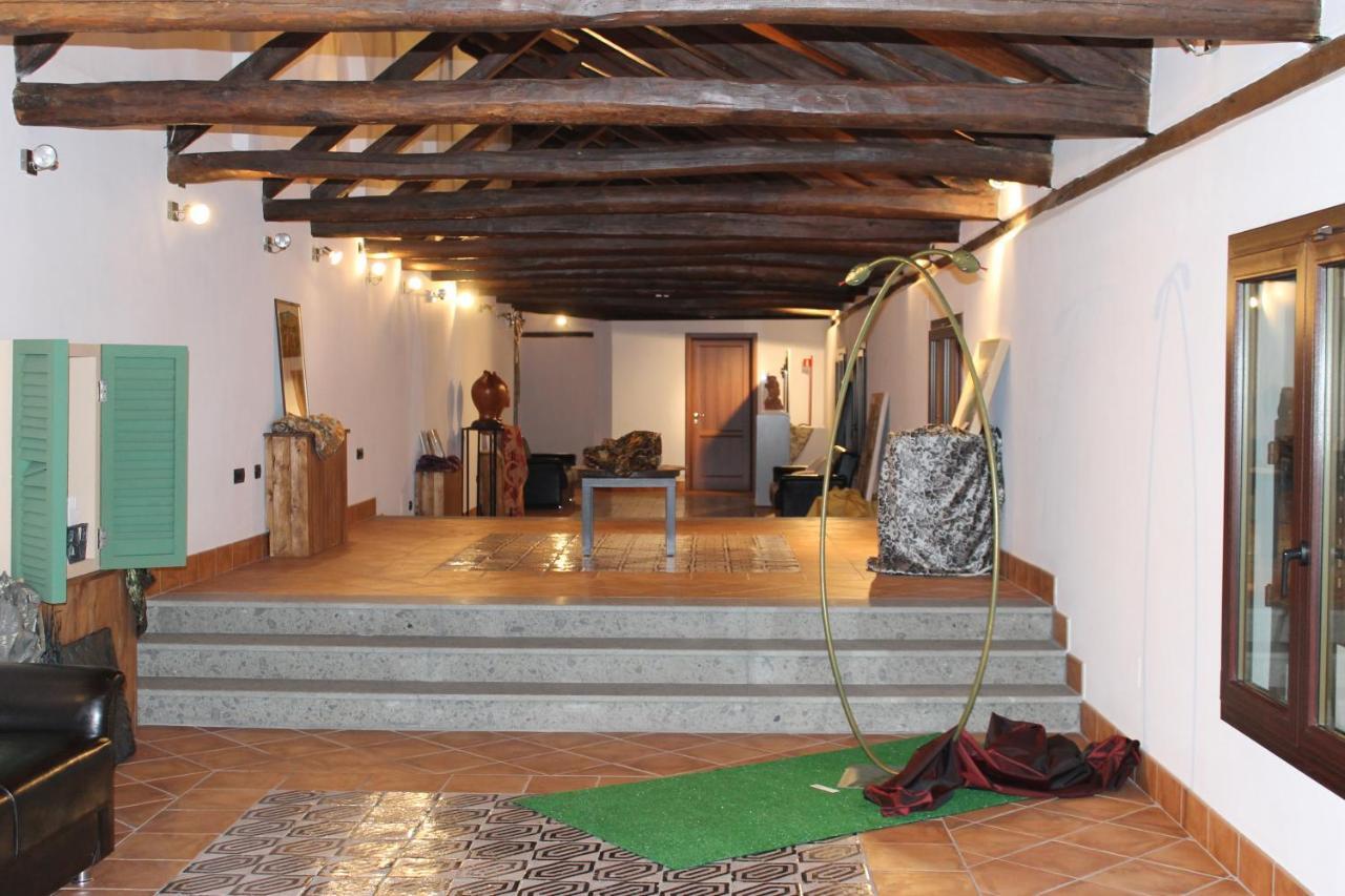 Castello Di Casapozzano Bed & Breakfast อาแวร์ซา ภายนอก รูปภาพ